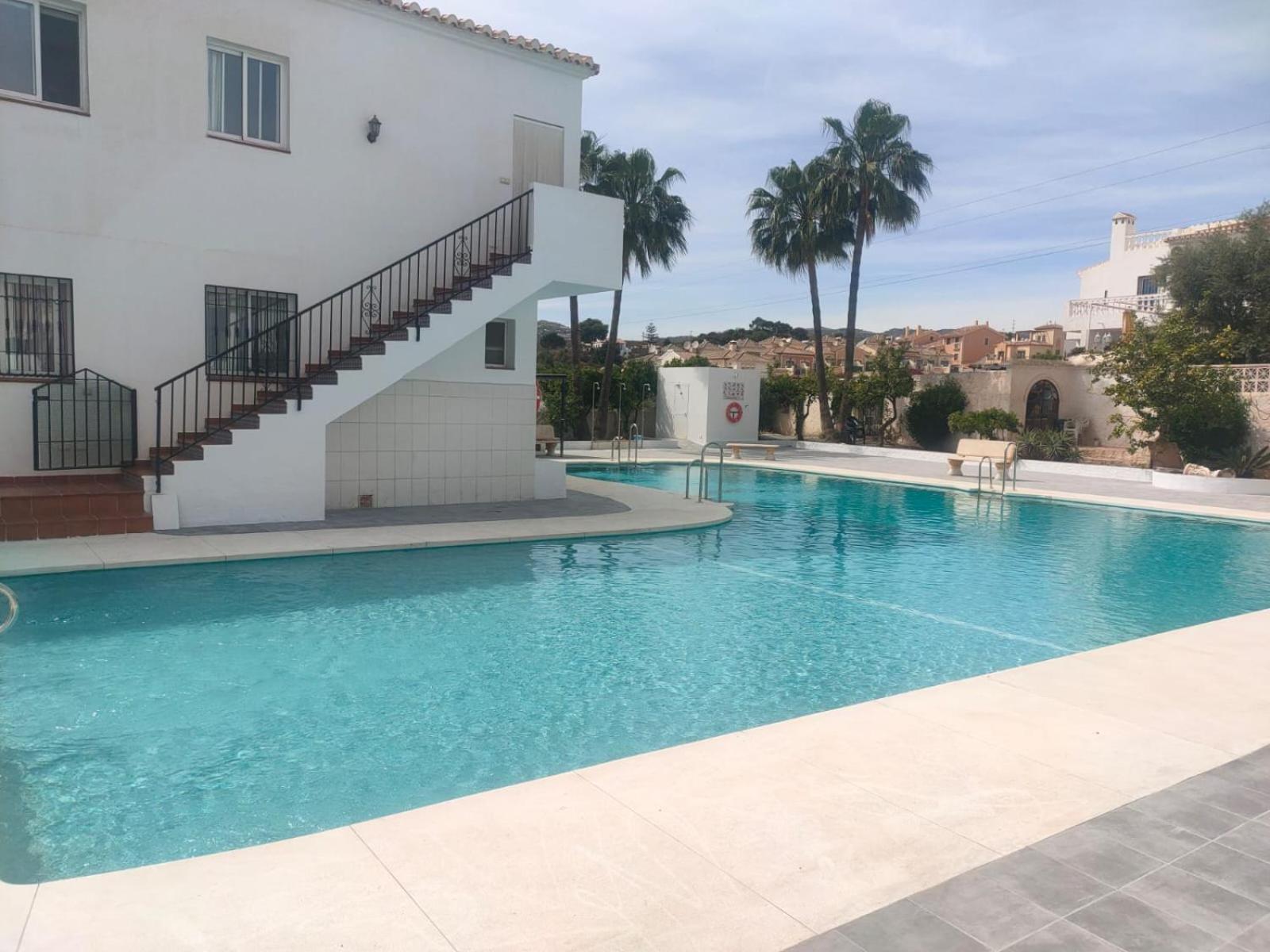 Apartamento Pueblo Rocio 80 เนร์คา ภายนอก รูปภาพ