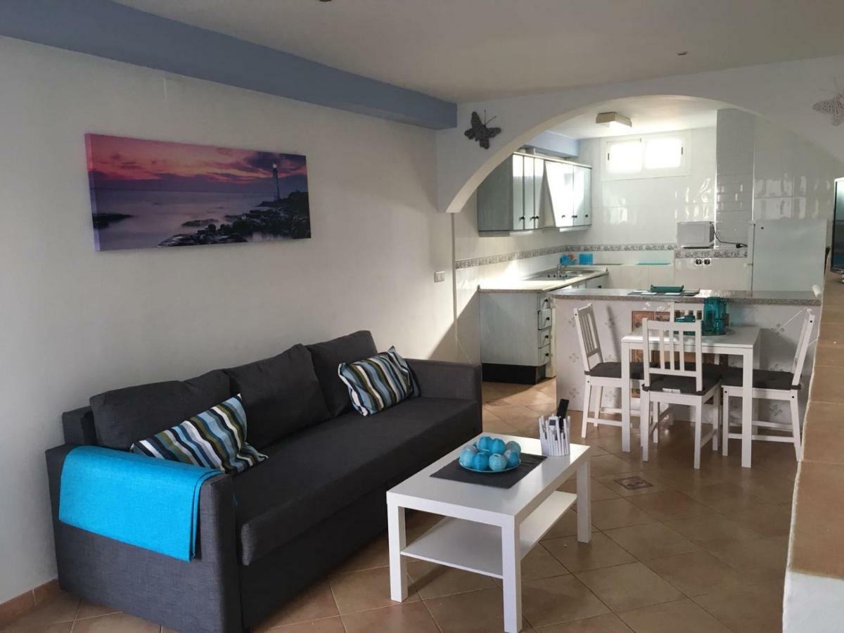 Apartamento Pueblo Rocio 80 เนร์คา ภายนอก รูปภาพ